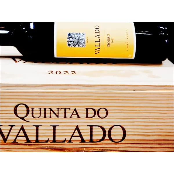 2022 Vallado Douro Tinto - Caixa Madeira 3 garrafas
